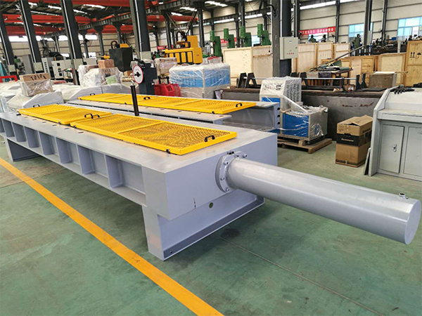 微機控制電液伺服臥式拉力試驗機 車間圖